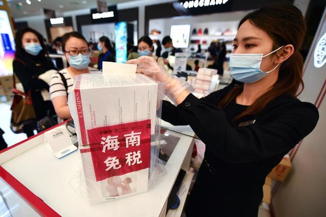 当免税店开进城市心脏，一场消费权力的静默回归