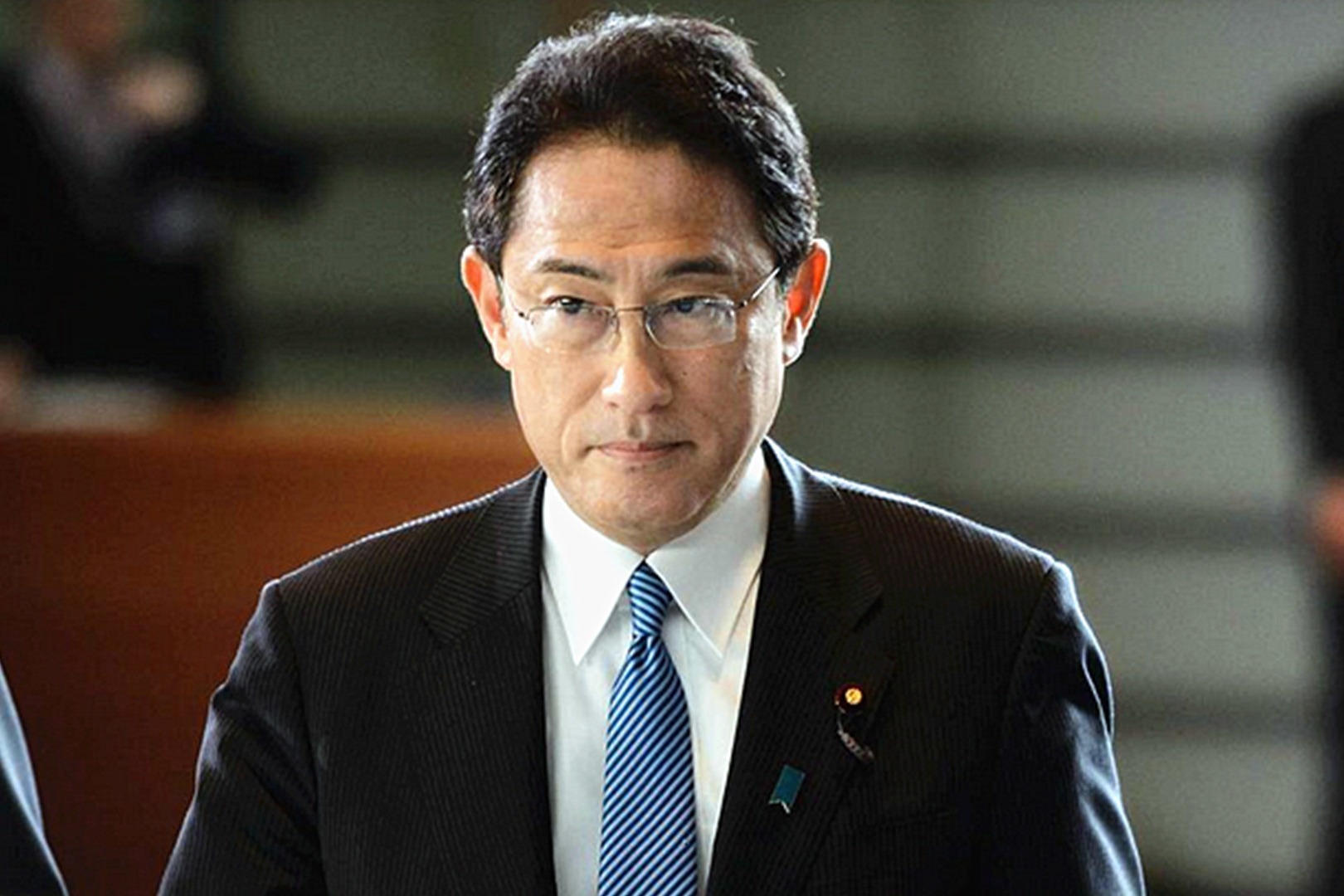 岸田文雄退选，一次政治断尾背后的日本困局与抉择