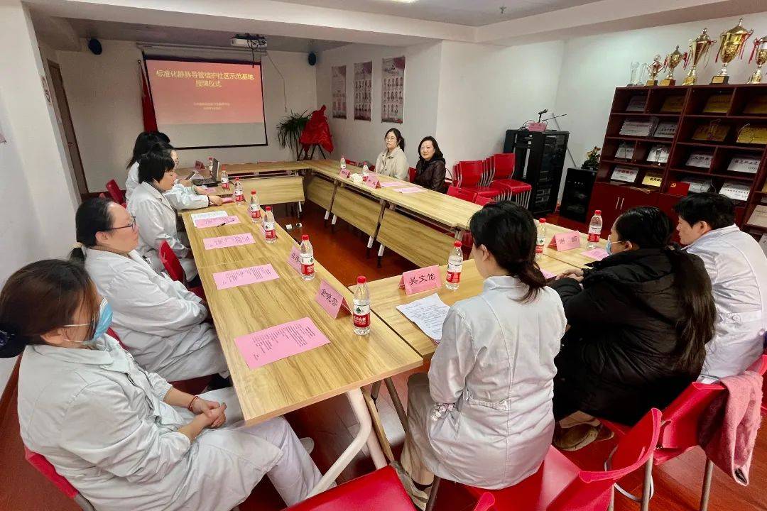 从虹口北外滩到社区毛细血管,一位副区长的治理叙事 从虹口北外滩到社区毛细血管,一位副区长的治理叙事