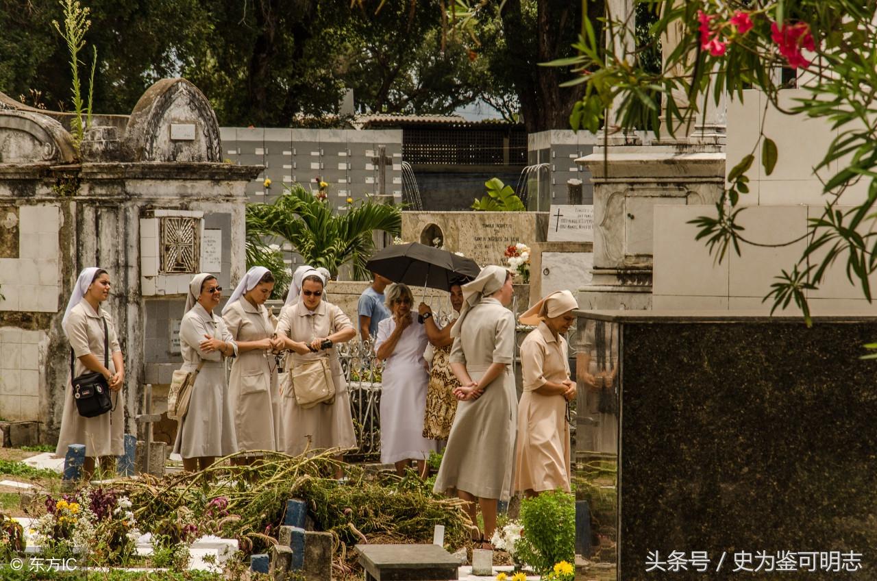 那个大跌5.51%的下午，有人在抛售，有人在拾起破碎的时钟