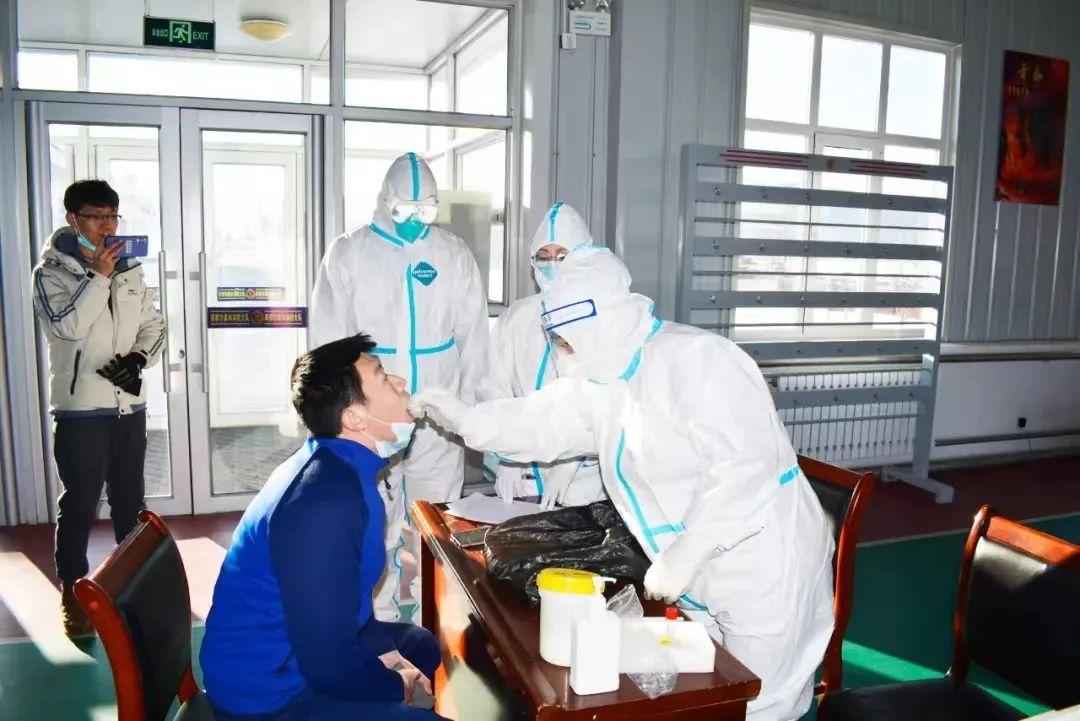 中东迷雾下的全球脉搏,市场在炮火与博弈间寻找航向 中东迷雾下的全球脉搏,市场在炮火与博弈间寻找航向