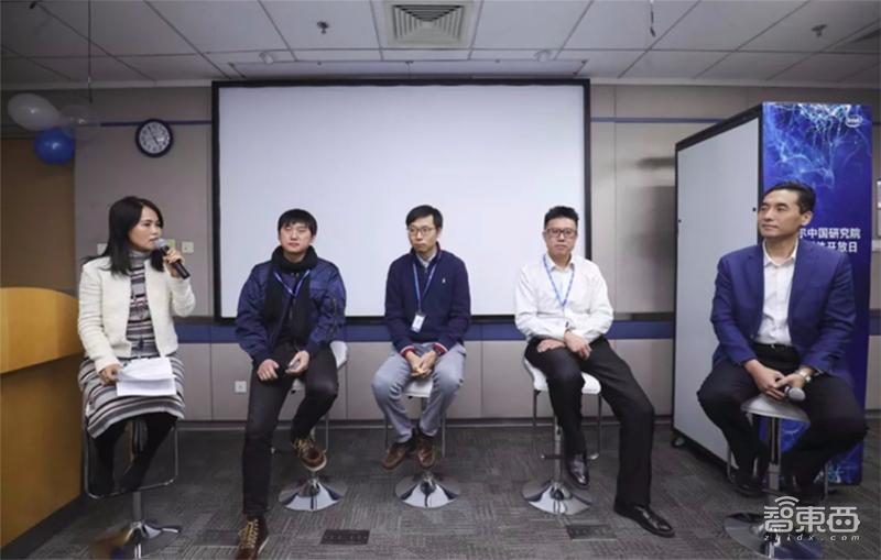 当AI成为数字导师,人工智能学习设备业务如何驶入增长快车道 当AI成为数字导师,人工智能学习设备业务如何驶入增长快车道