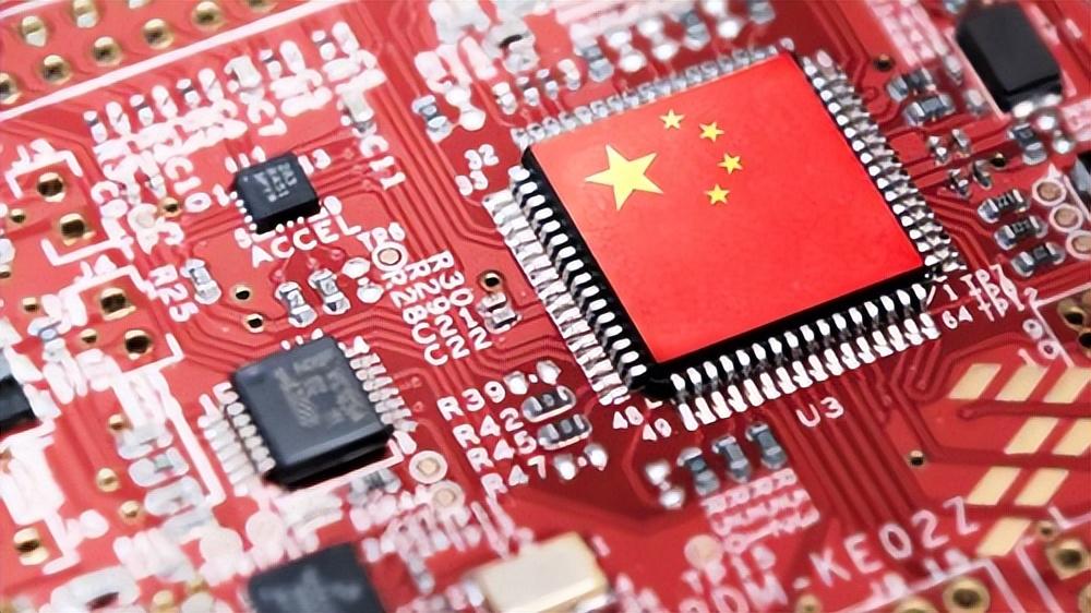 美媒爆料拜登授权乌军使用美供远程导弹打击俄境内目标，赌局升级还是终局之战？