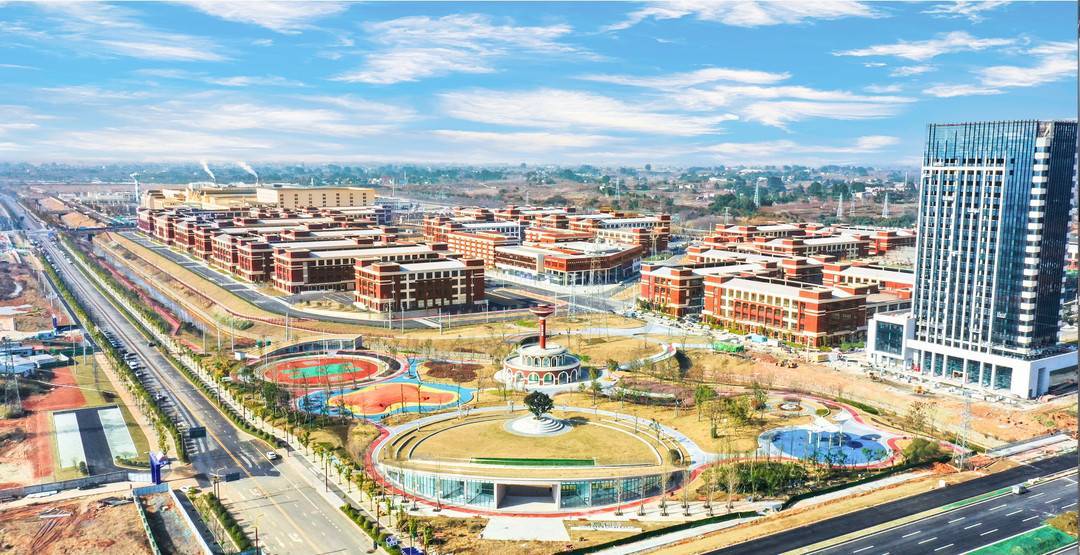 重构与智变,2025版钣金加工行业市场运行态势及投资前景深度解析 重构与智变,2025版钣金加工行业市场运行态势及投资前景深度解析