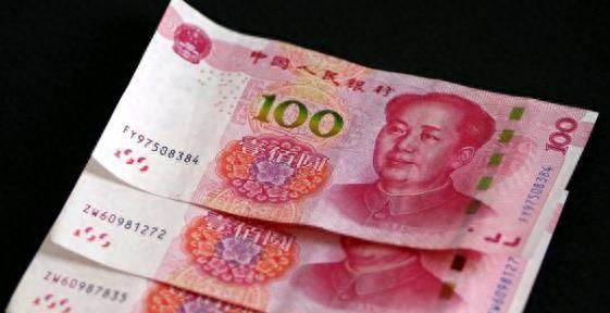 在前路不明之际调整利率并非审慎之举