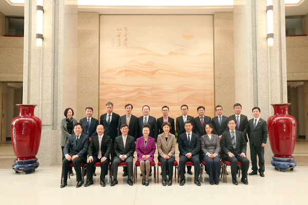 中信保诚人寿原党委书记被查，保险业清污风暴再落一子