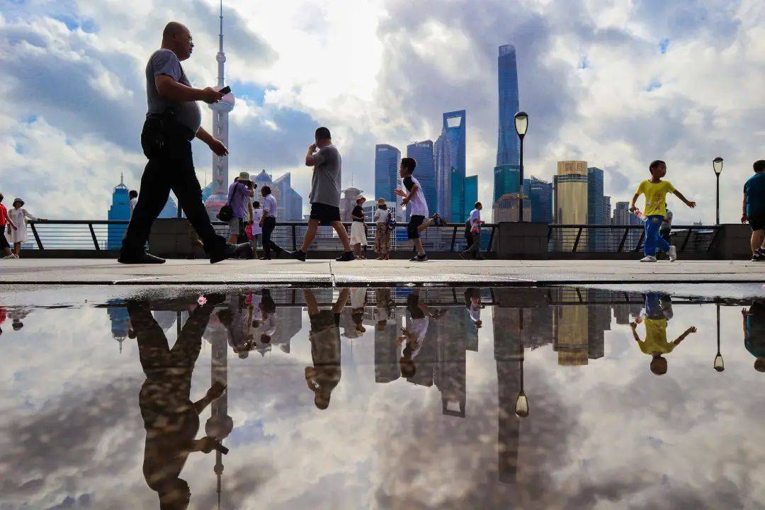 繁荣的市场，时代的镜像