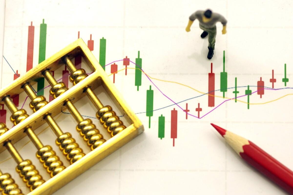 白酒板块的筑底时刻，中信证券2025下半年策略下的冷静与耐心