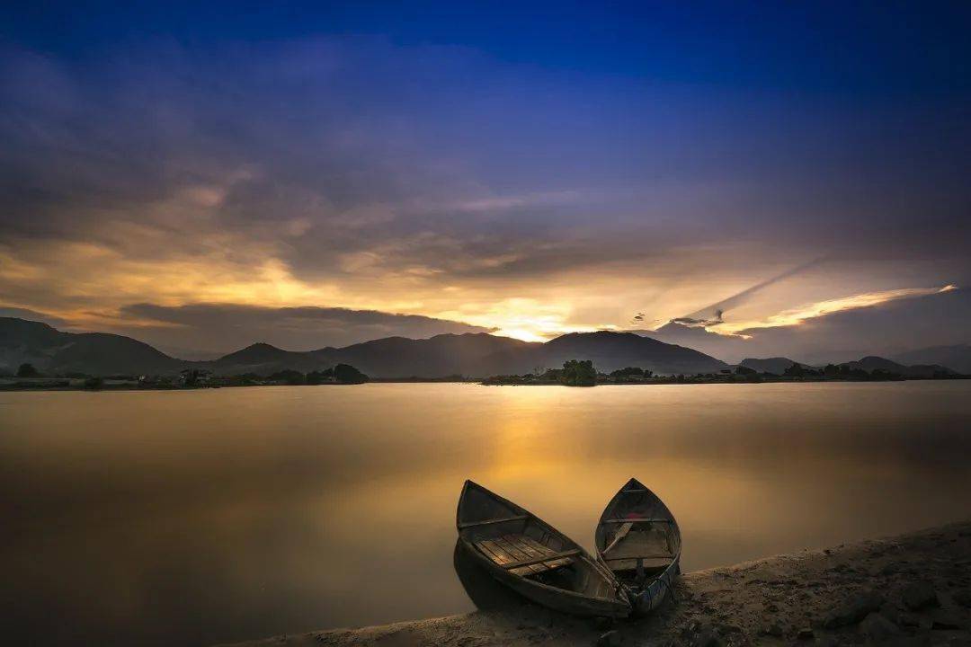 景顺,在时间的河流里,做长期的摆渡人 景顺,在时间的河流里,做长期的摆渡人