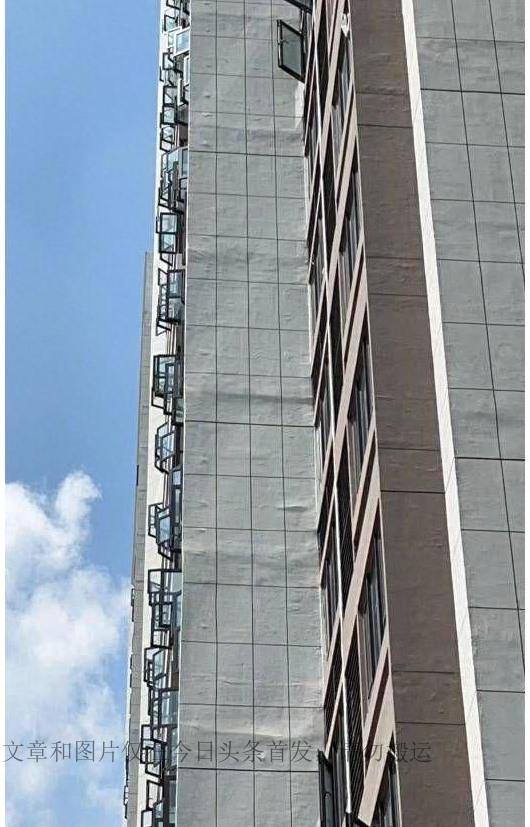 维持跑赢大市评级，在共识的尽头，看见价值的裂缝