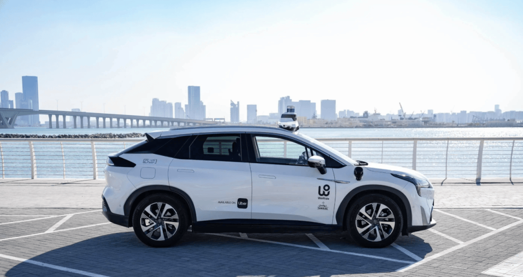 Robotaxi双雄相煎何急?小马智行与文远知行,从并驾齐驱到近身肉搏 Robotaxi双雄相煎何急?小马智行与文远知行,从并驾齐驱到近身肉搏