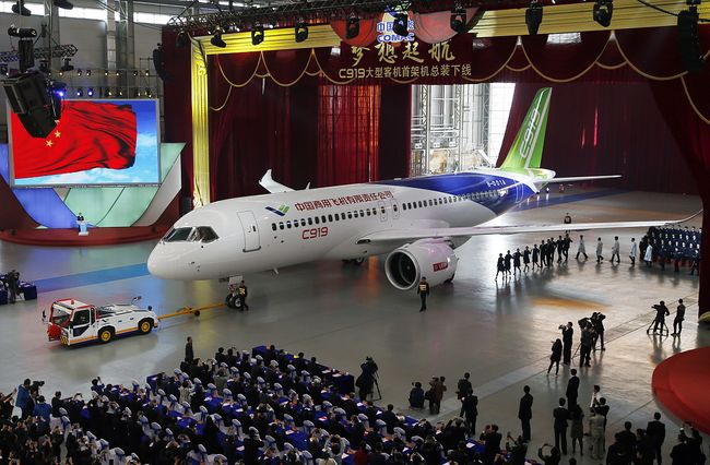 中国东方航空福州基地揭牌成立，东南航空枢纽建设迈出关键一步