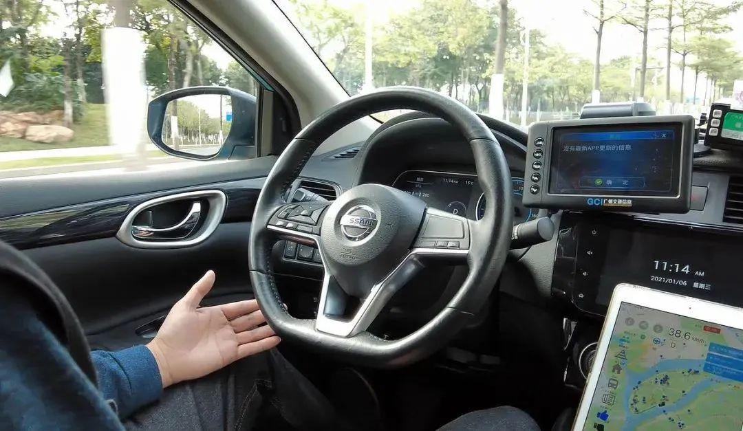 当方向盘消失之后，Robotaxi如何重新定义可信赖的出行？